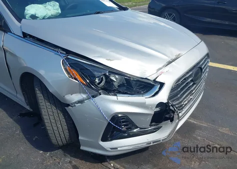2018 Hyundai Sonata Sel z USA, uszkodzony, nr VIN 5NPE34AF7JH599121